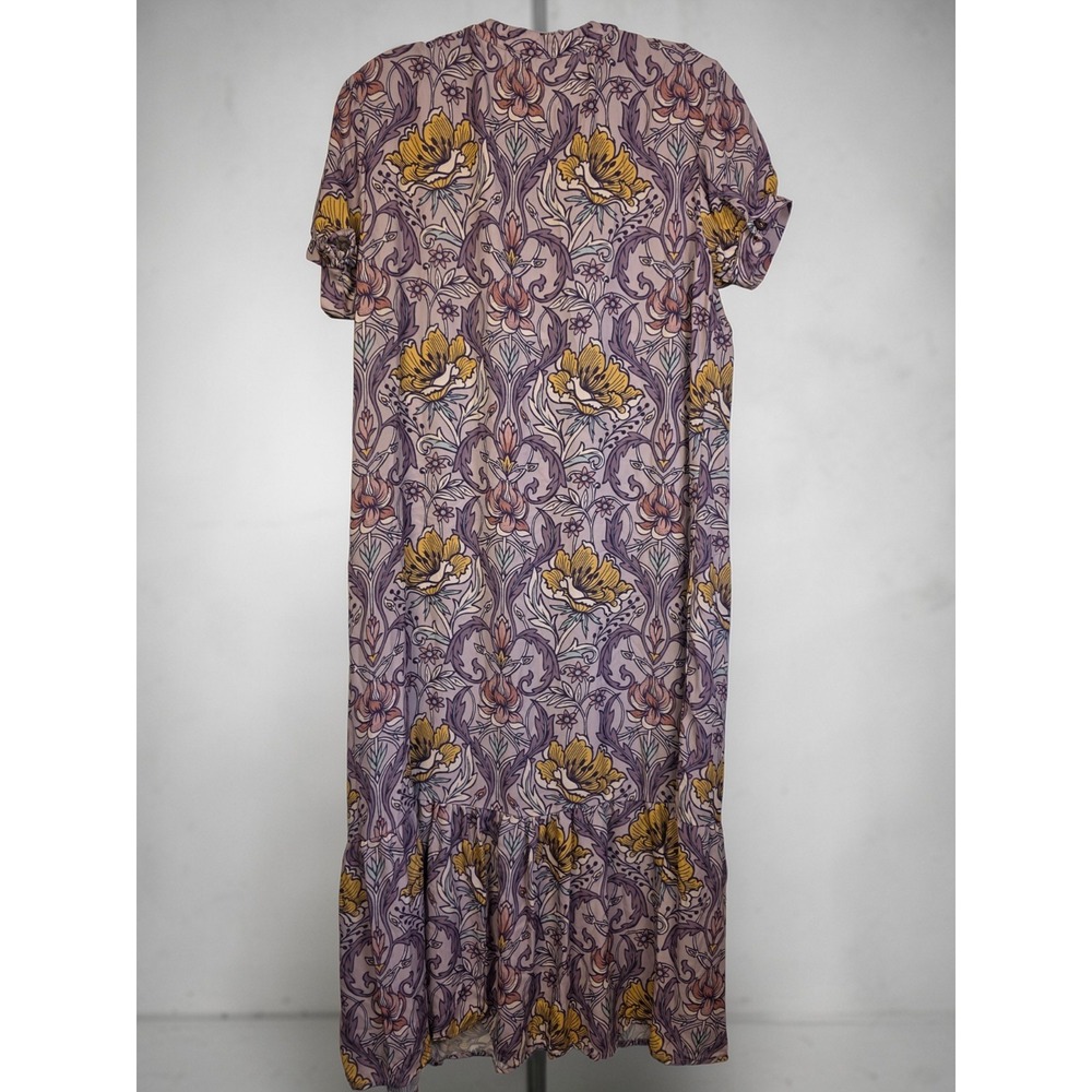Wayward Fancies Dress Medium Purple Floral Button Down Knee‎ Length Short Sleeve - Picture 2 of 7